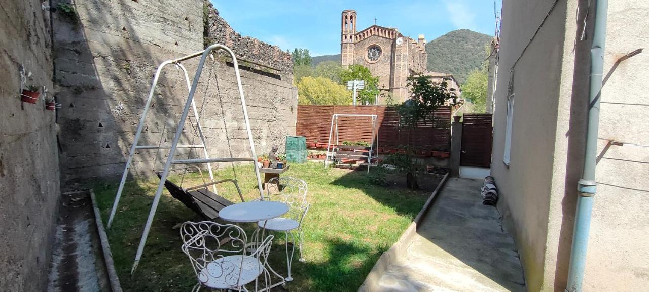 Apartament Volca Aiguanegra Sant Joan les Fonts Exterior foto